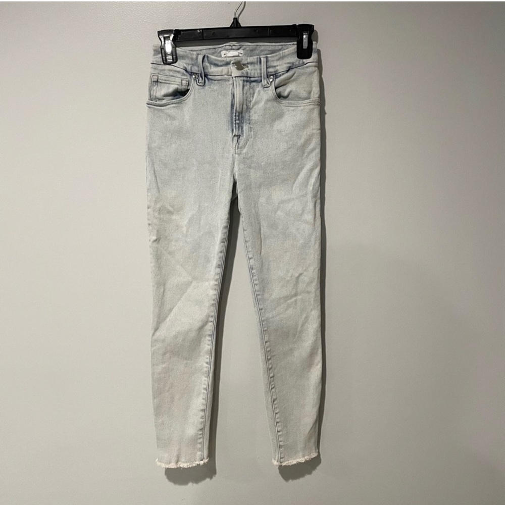 Good American Good Legs Crop Jeans Raw Hem Size 2 Light Wash